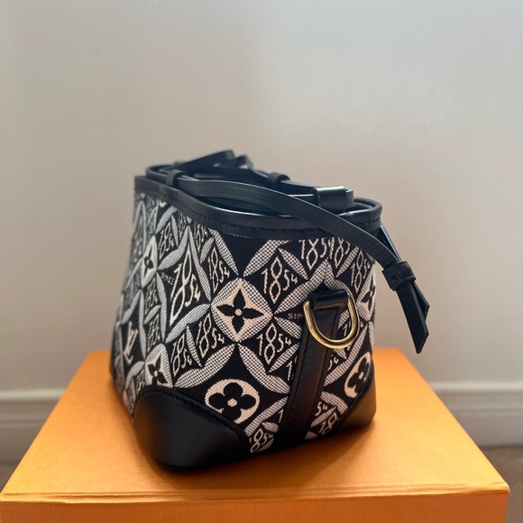 Authentic - Louis Vuitton - Noé purse - Picture 3 of 9